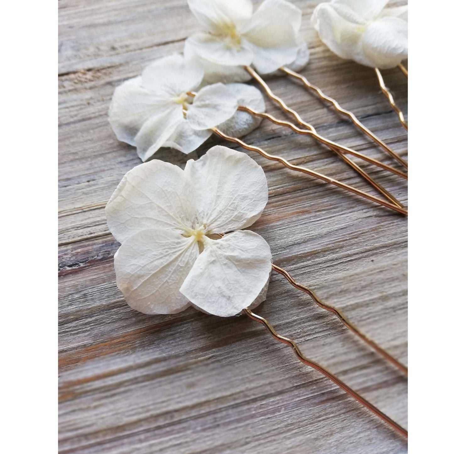 Epingle à cheveux fleurs stabilisées coloris crème