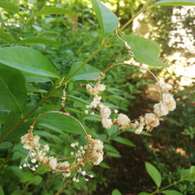 Charger l'image dans la galerie, Boucle d'oreilles fleurs stabilisées , Boucles d'oreille Gypsophile stabilisée,