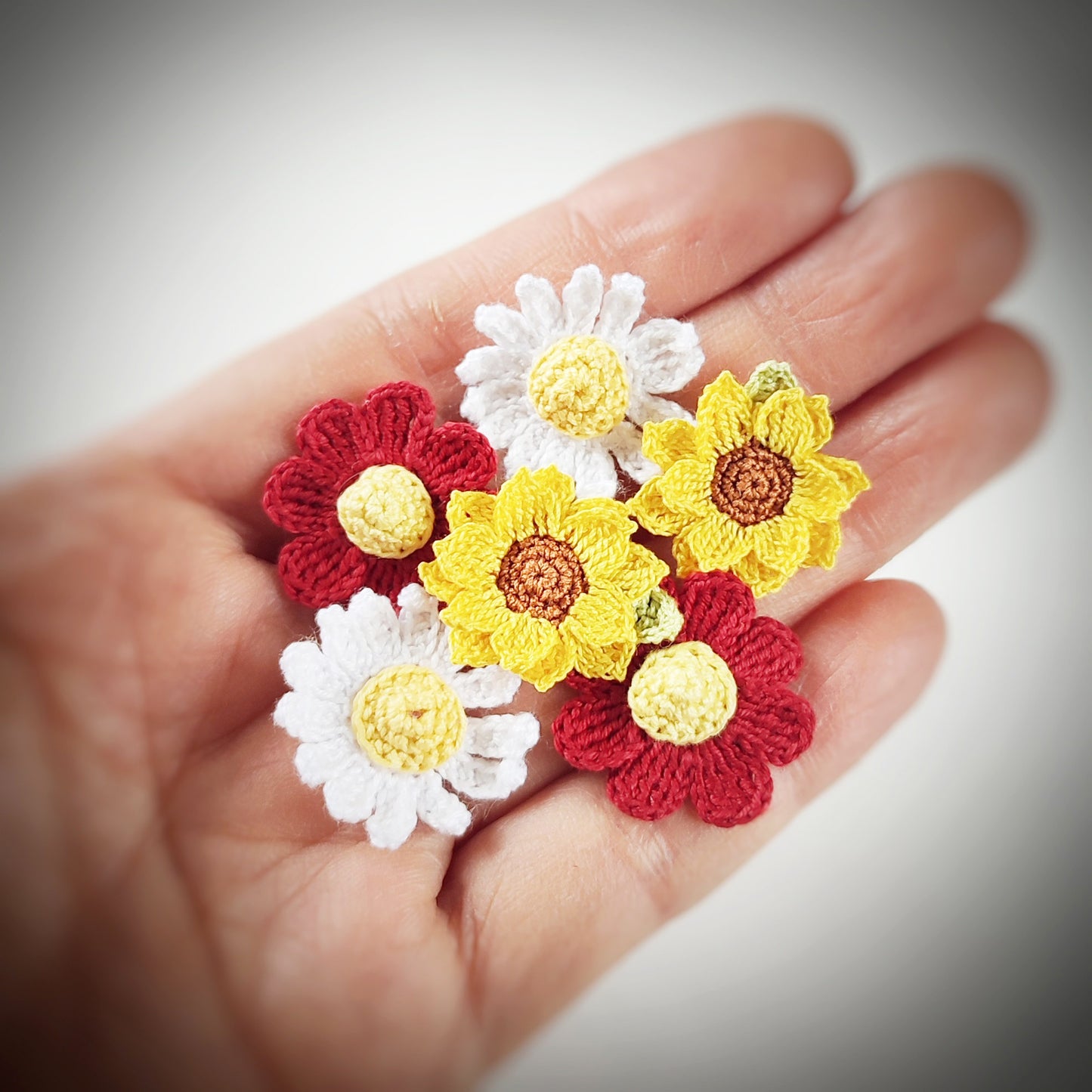 bocles d'oreilles fleurs au crochet