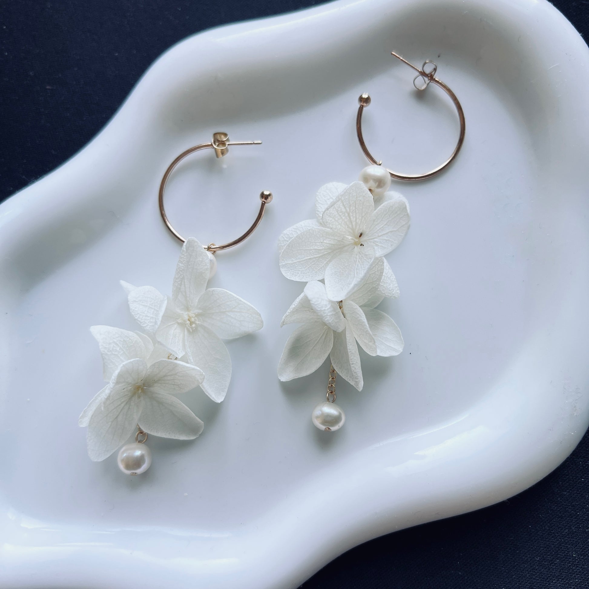  Boucles d’oreilles Albane Duo avec perles d’eau douce naturelles