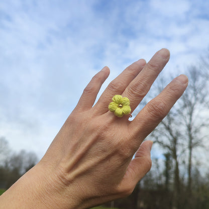 Bague Fleurs au Crochet