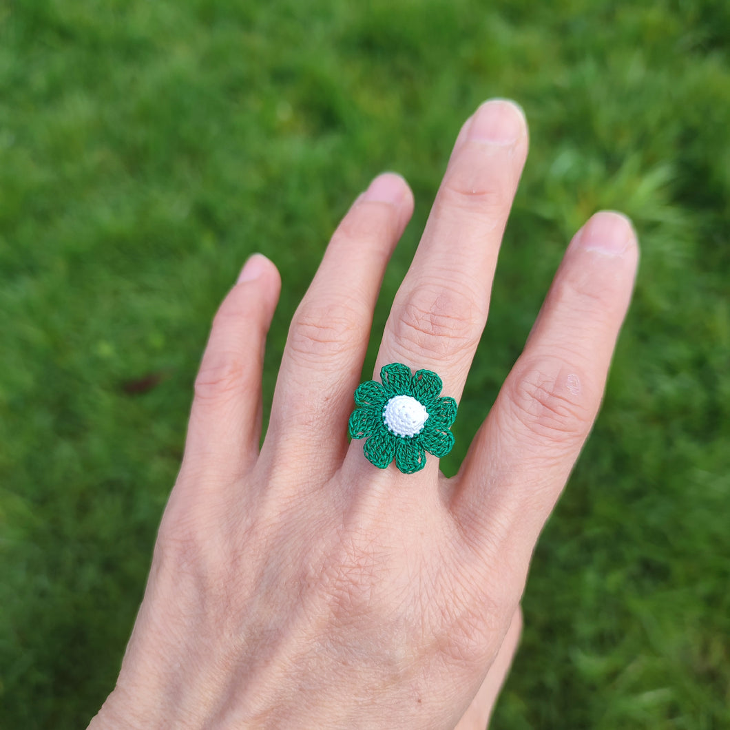 Bague Fleurs au Crochet