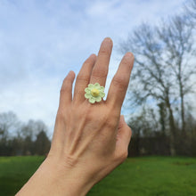 Charger l&#39;image dans la galerie, Bague Fleurs au Crochet
