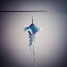 Charger l&#39;image dans la galerie, Boucles d&#39;oreilles Grande Méduse
