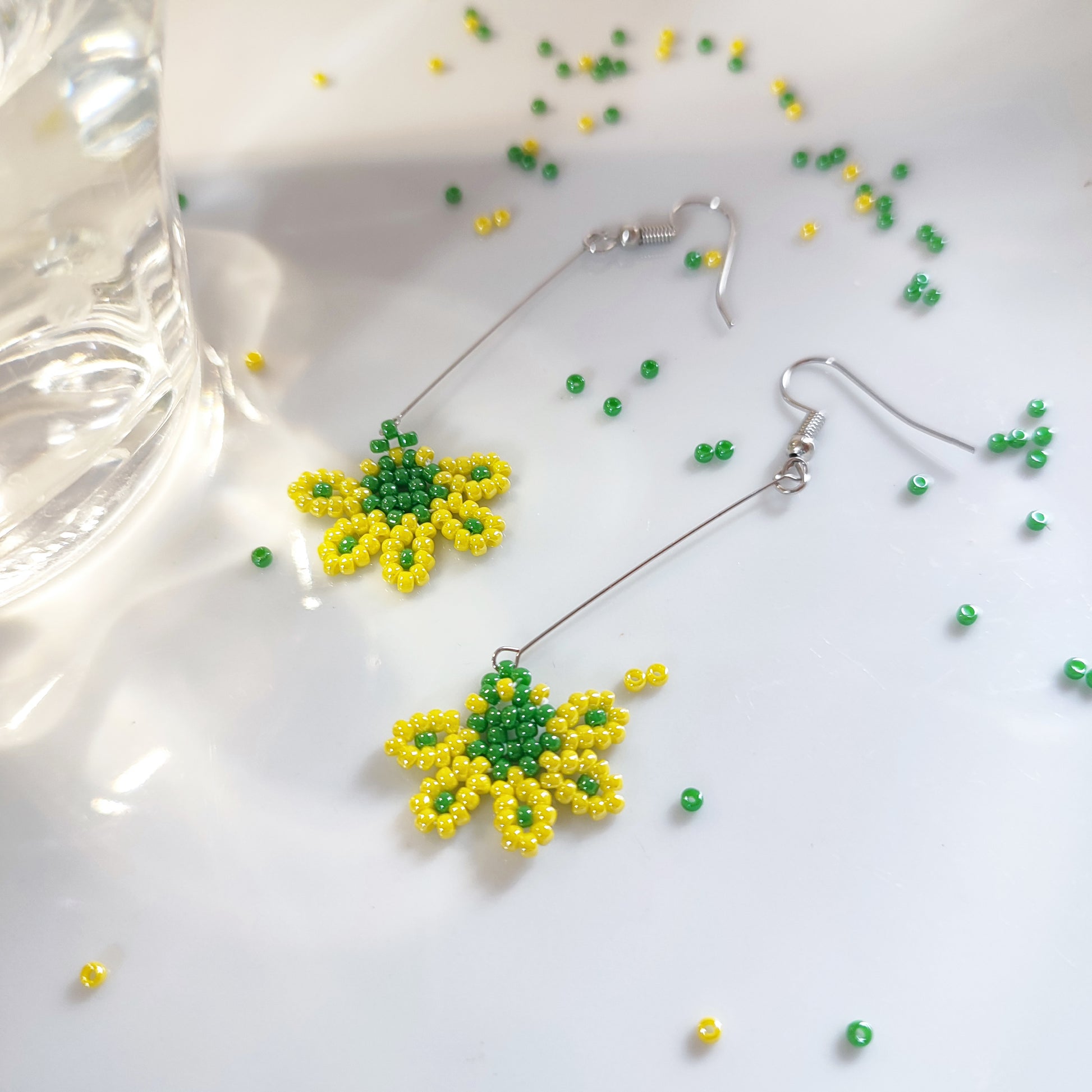 Boucles d'oreilles pendantes en perles Miyuki jaune, parfaites pour l'été