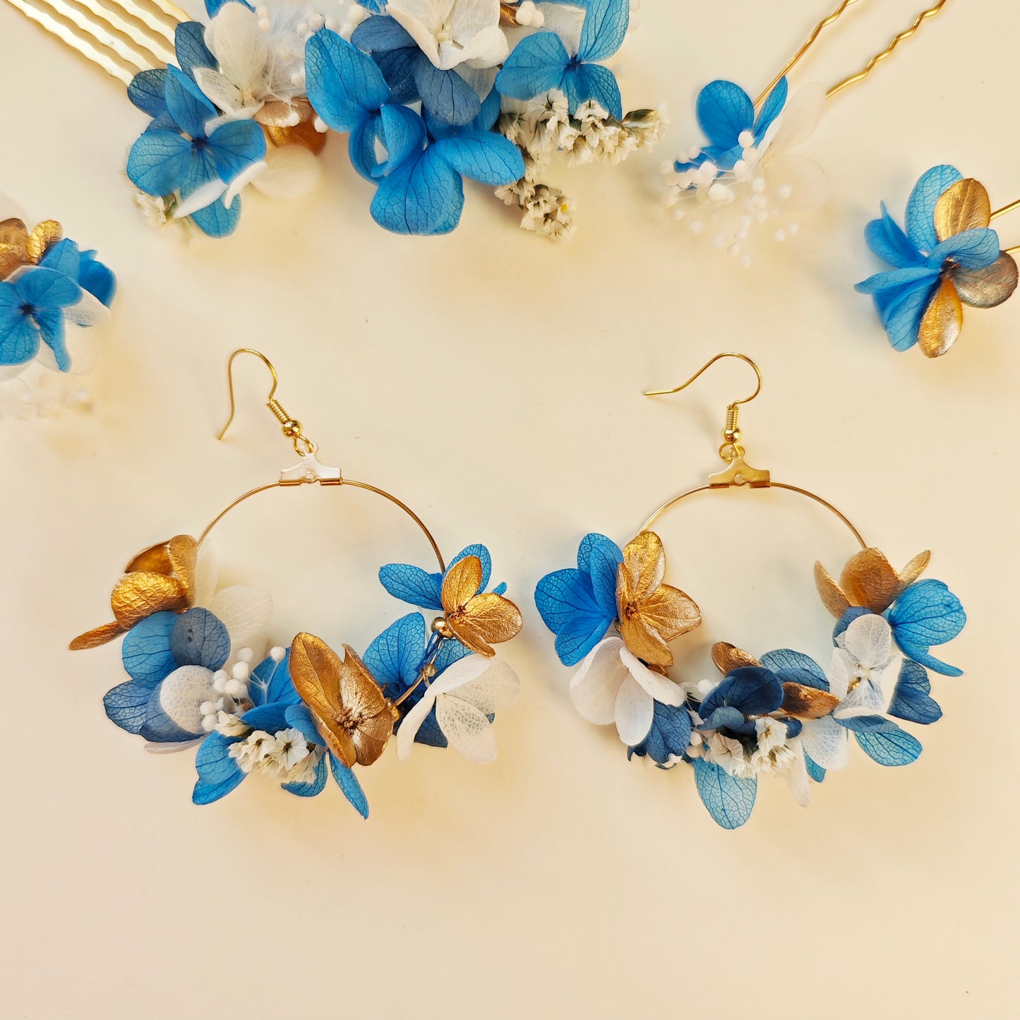 Boucles d'oreilles florales Léonie, parfaites pour un mariage ou une occasion spéciale