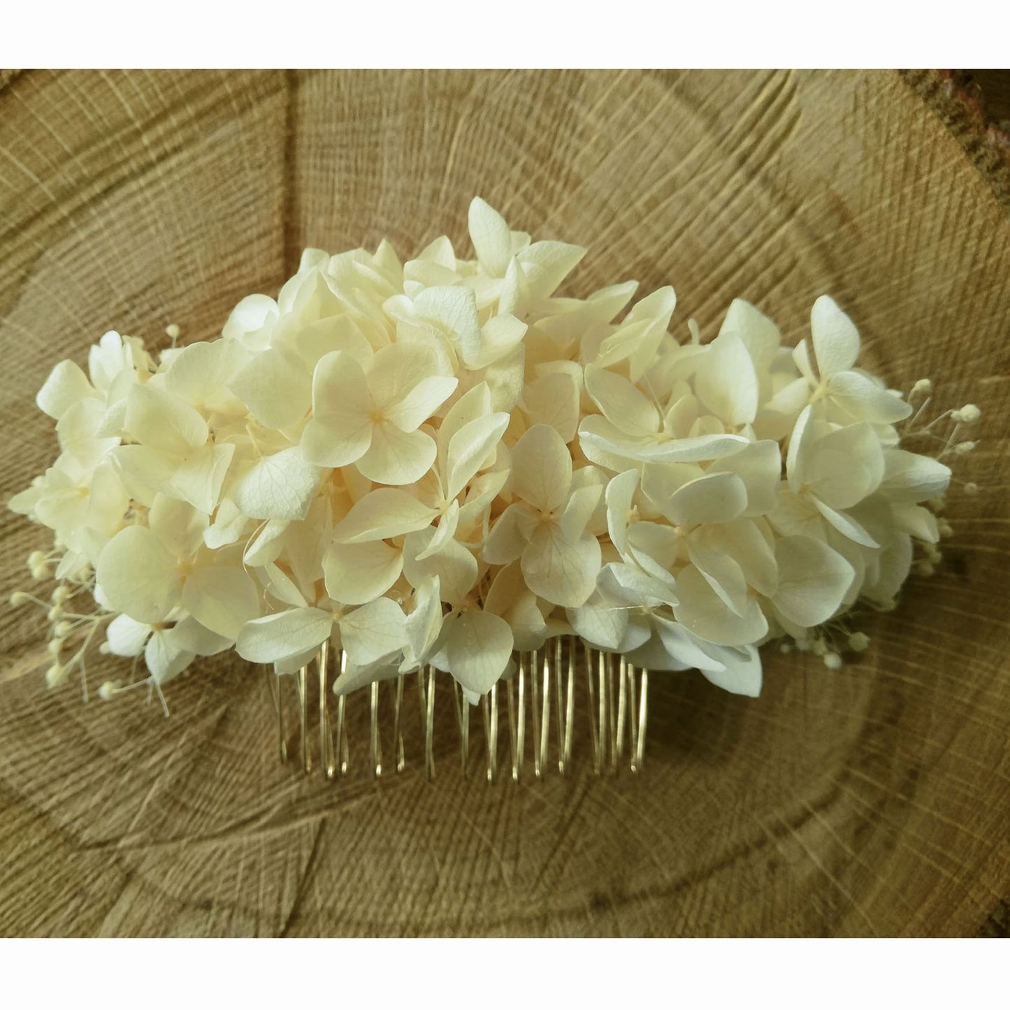 Peigne en fleurs naturelles