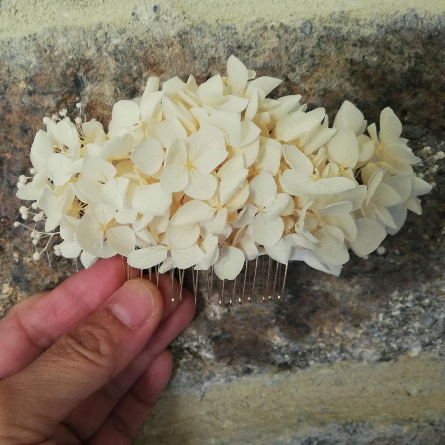 Peigne en fleurs naturelles