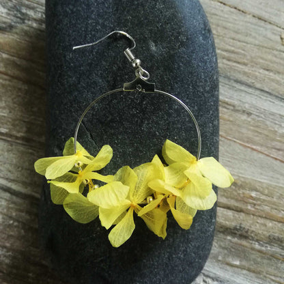 Boucle d'oreilles fleurs stabilisées jaune