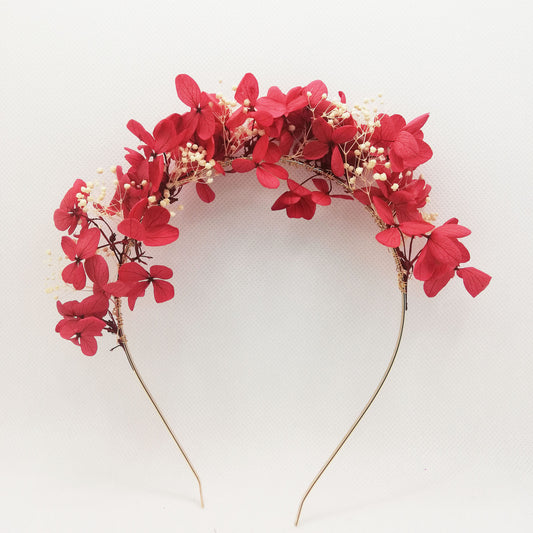 Couronne de fleurs stabilisées rouges pour demoiselles