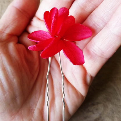 Lot de 2 Pins de fleur rouge