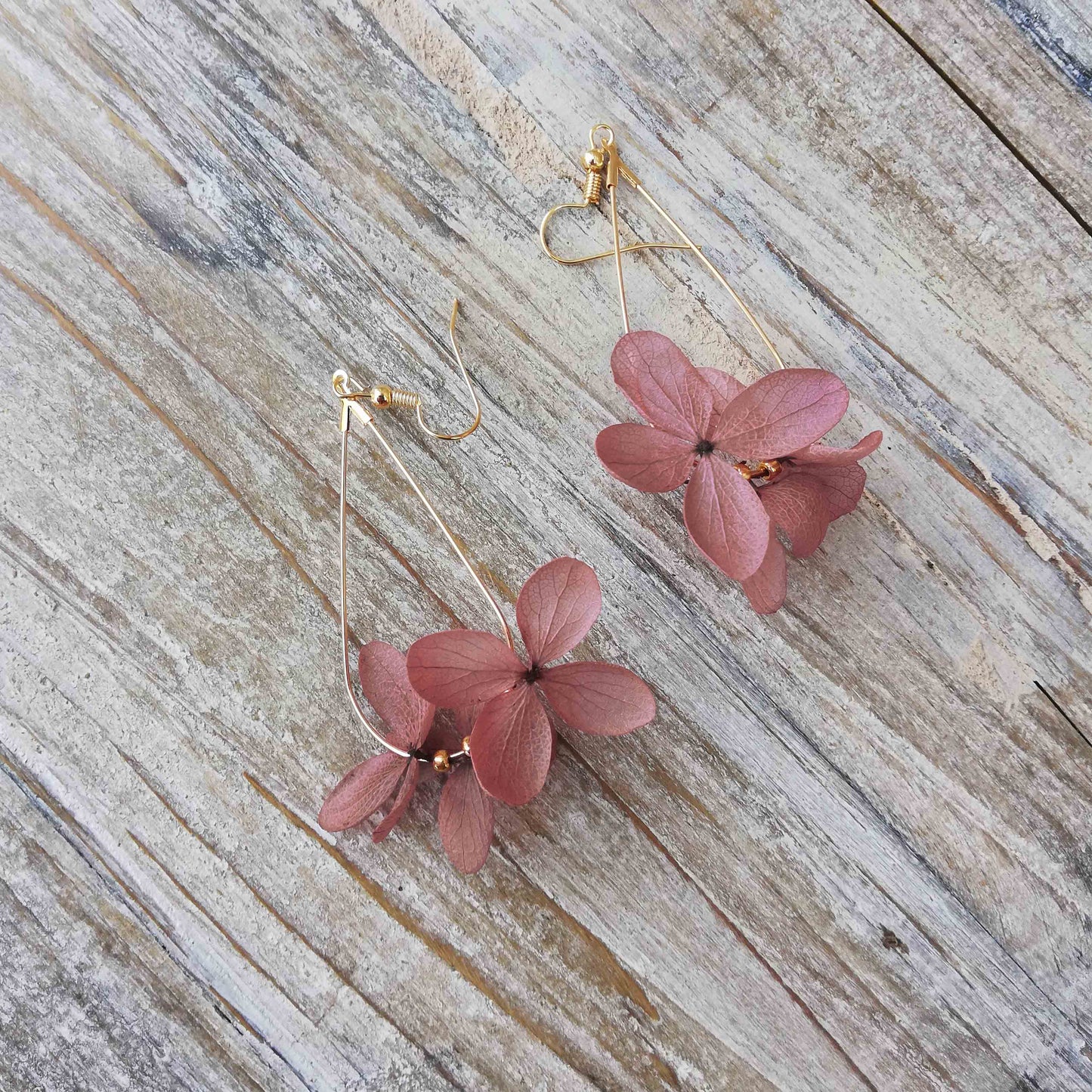 Boucle d'oreilles violet clair en fleurs séchées