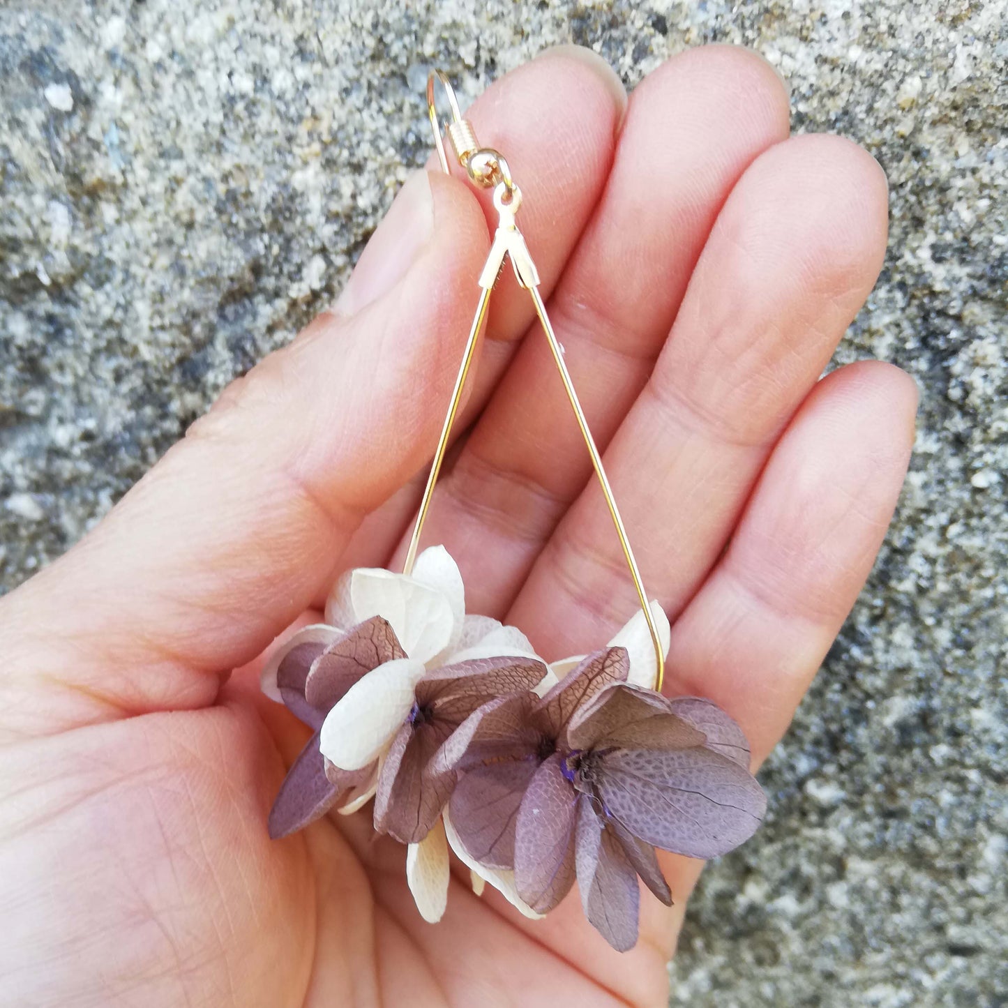 Boucle d'oreilles marron et jaune en fleurs séchées