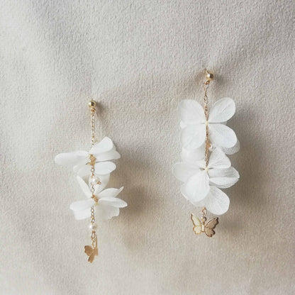 Boucles d'oreille en fleurs séchées blanc, boucle d'oreilles fleurs stabilisées
