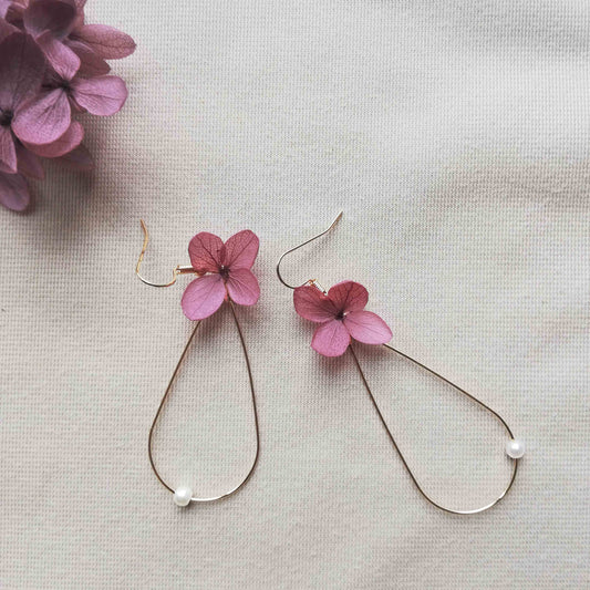 Boucle d'oreilles violet en fleurs séchées