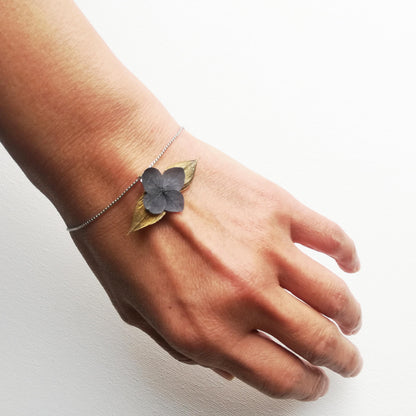Bracelet en fleurs noir stabilisées