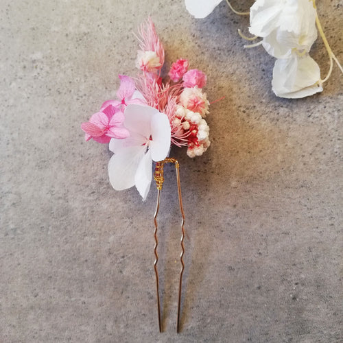 Épingle en fleurs stabilisées, Épinglette de fleurs créme séchées,pin de mariage,Pin de fleur, épingle à cheveux fleurs stabilisées