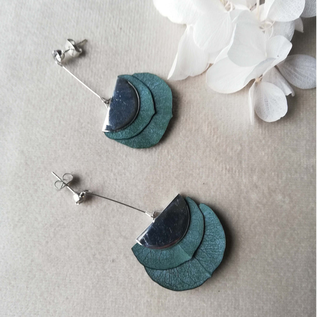 Boucles d'oreille en eucalyptus verte