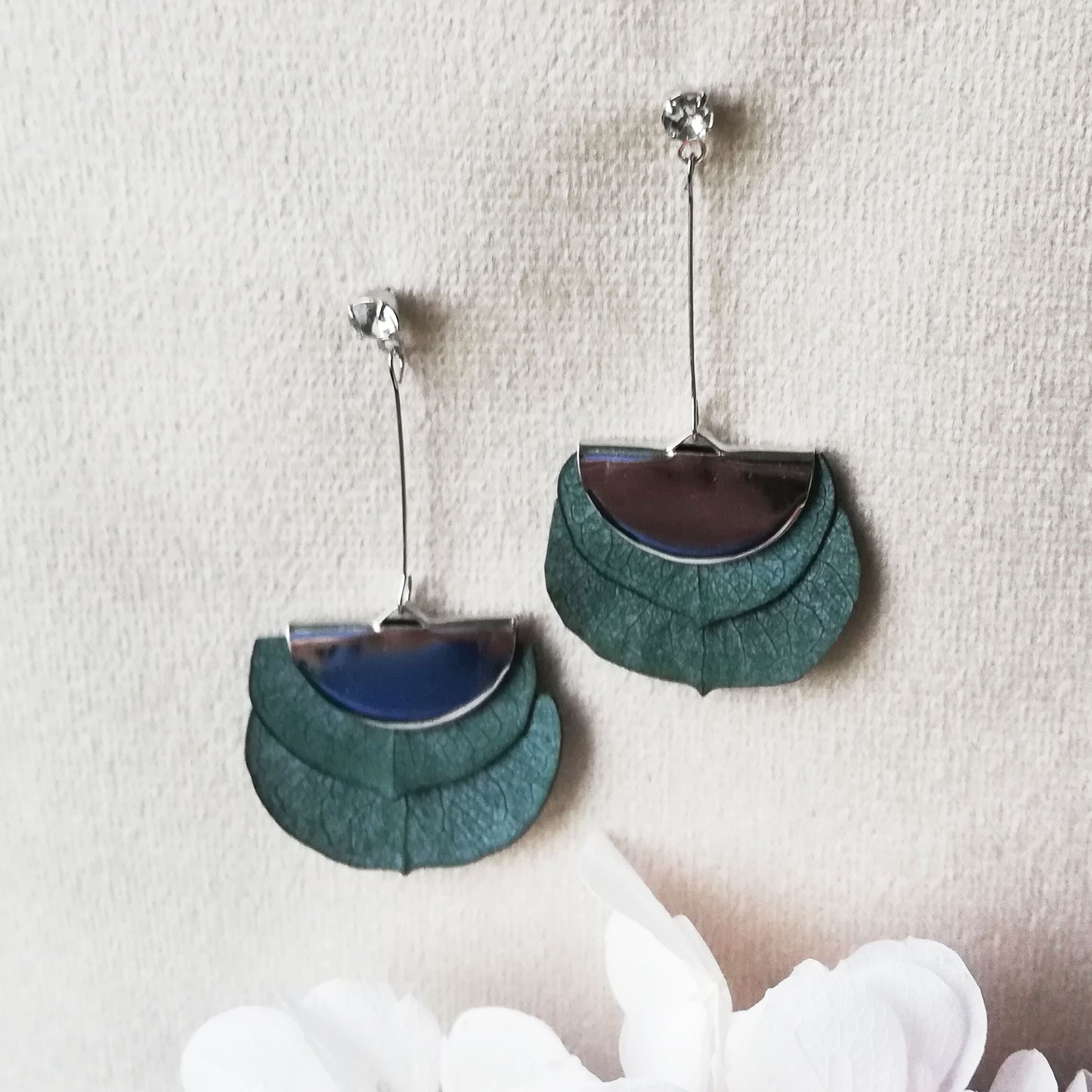 Boucles d'oreille en eucalyptus verte