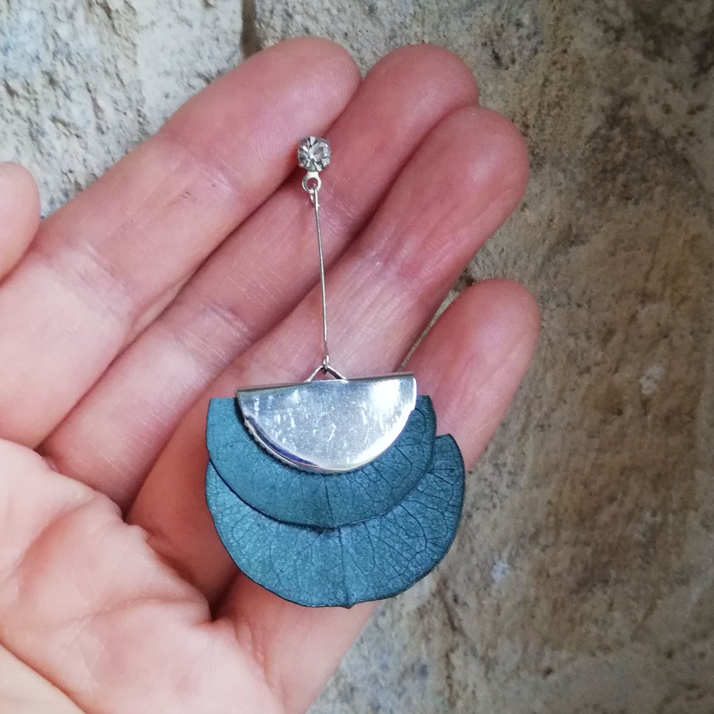 Boucles d'oreille en eucalyptus verte