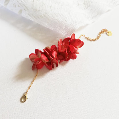 Bracelet en fleurs rouge stabilisées