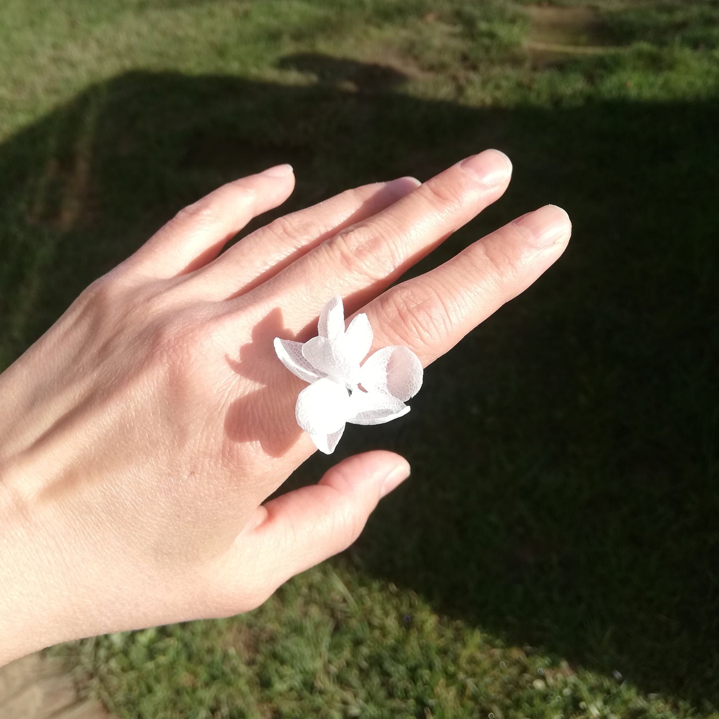 Anneau de mariage en fleur stabilisées