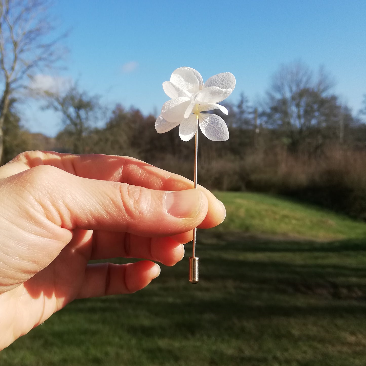 Boutonniere de mariage en fleur stabilisées