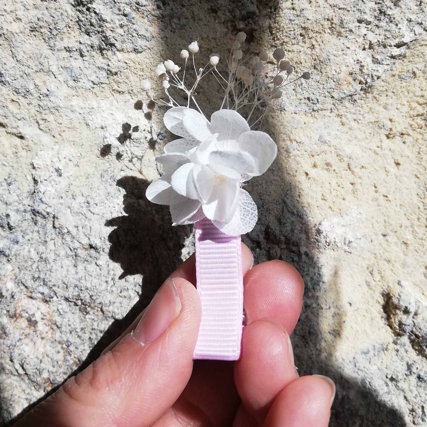 Pince en fleur stabilisées