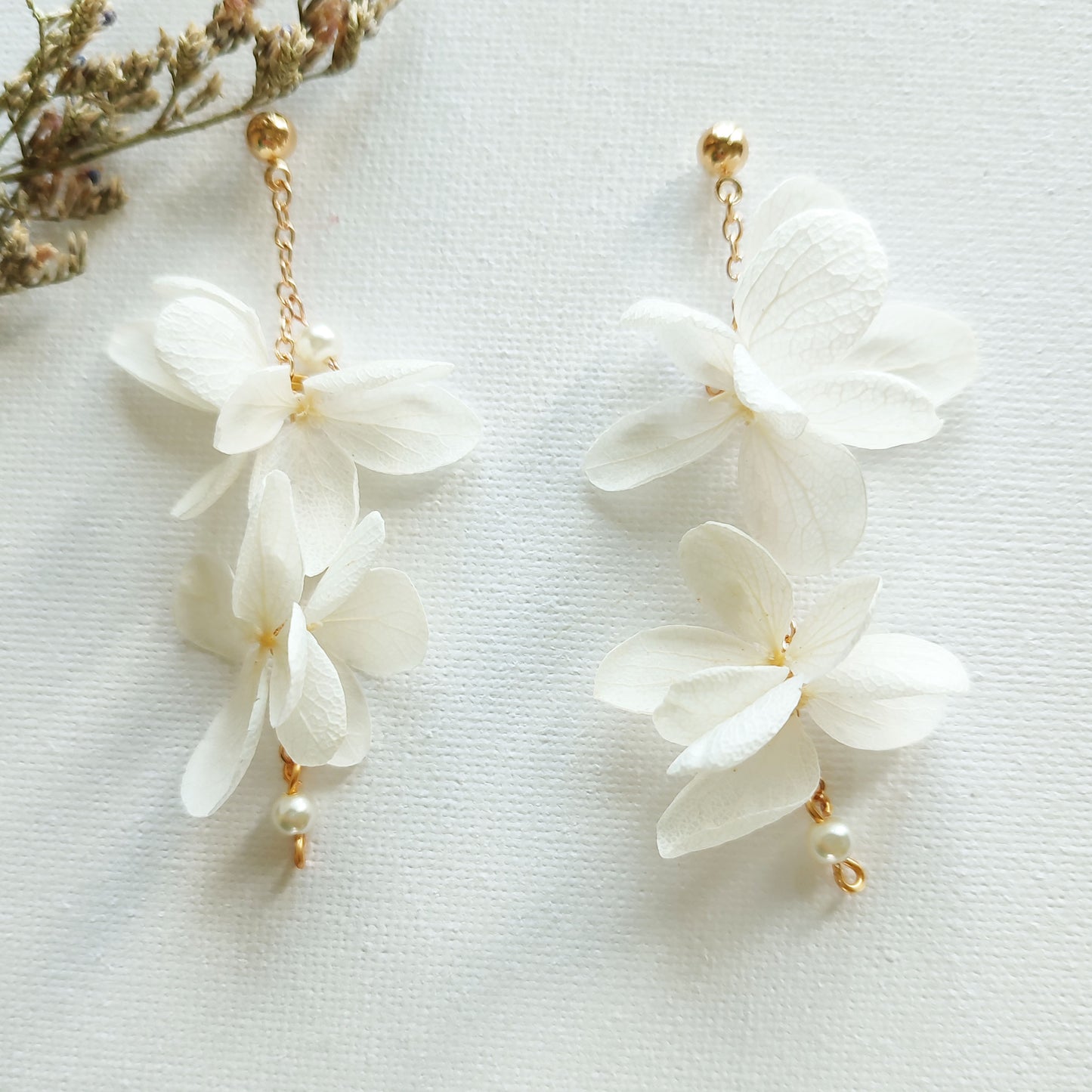 Boucle d'oreilles crème