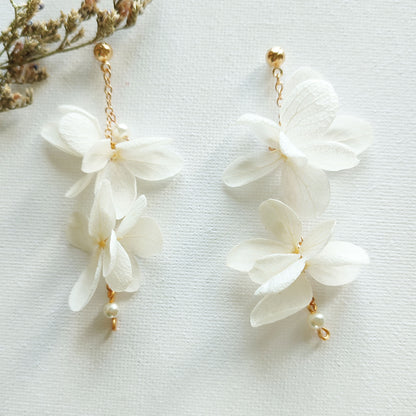 Boucle d'oreilles crème