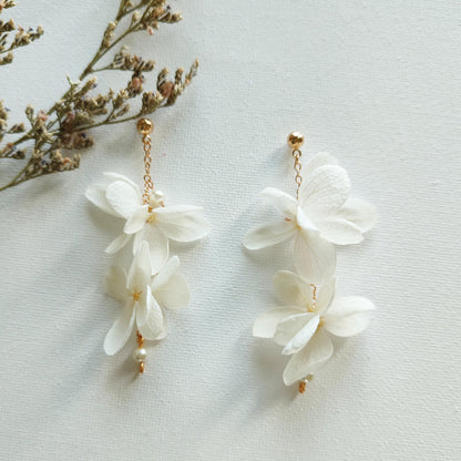 Boucle d'oreilles crème