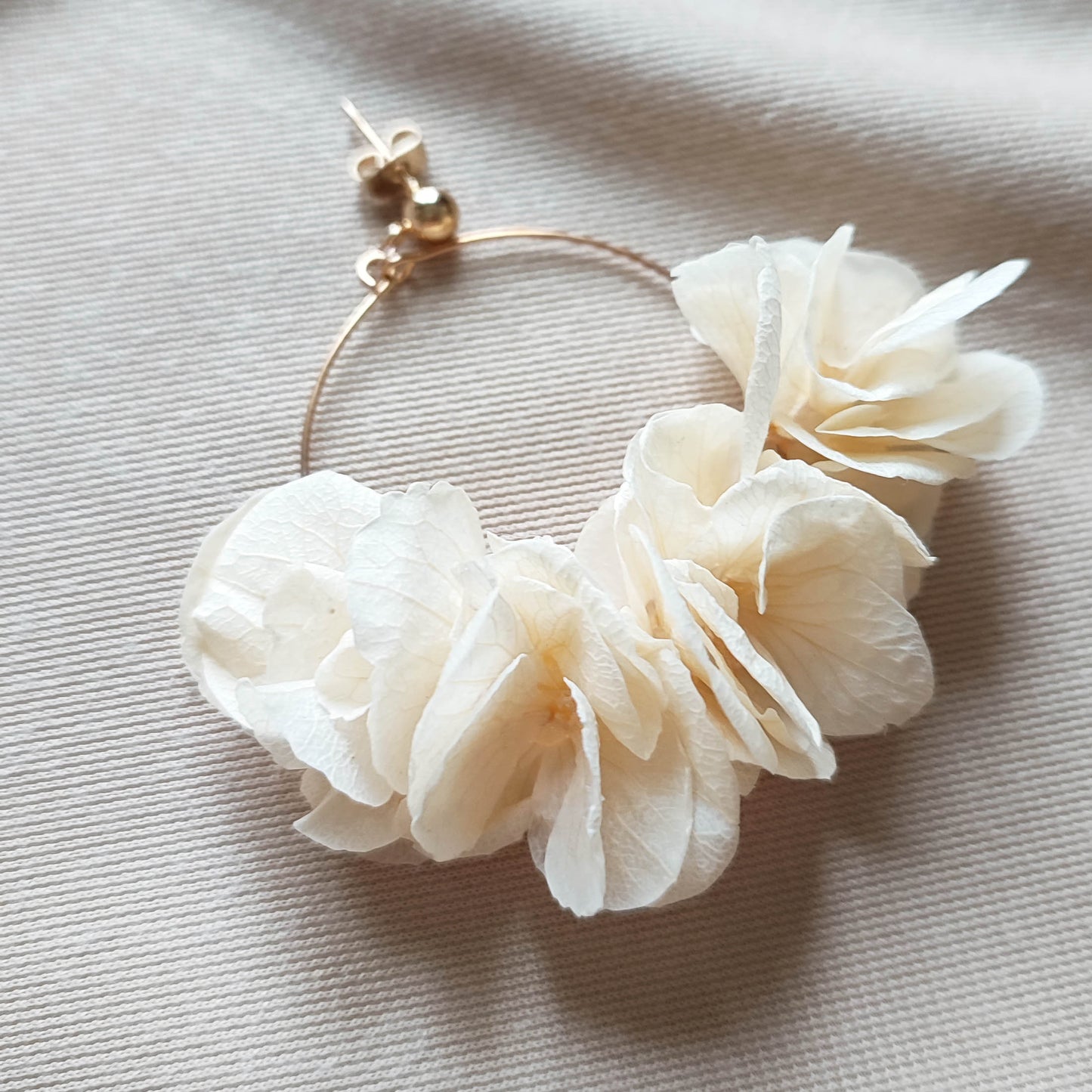 Boucles d'oreilles en fleurs séchées 