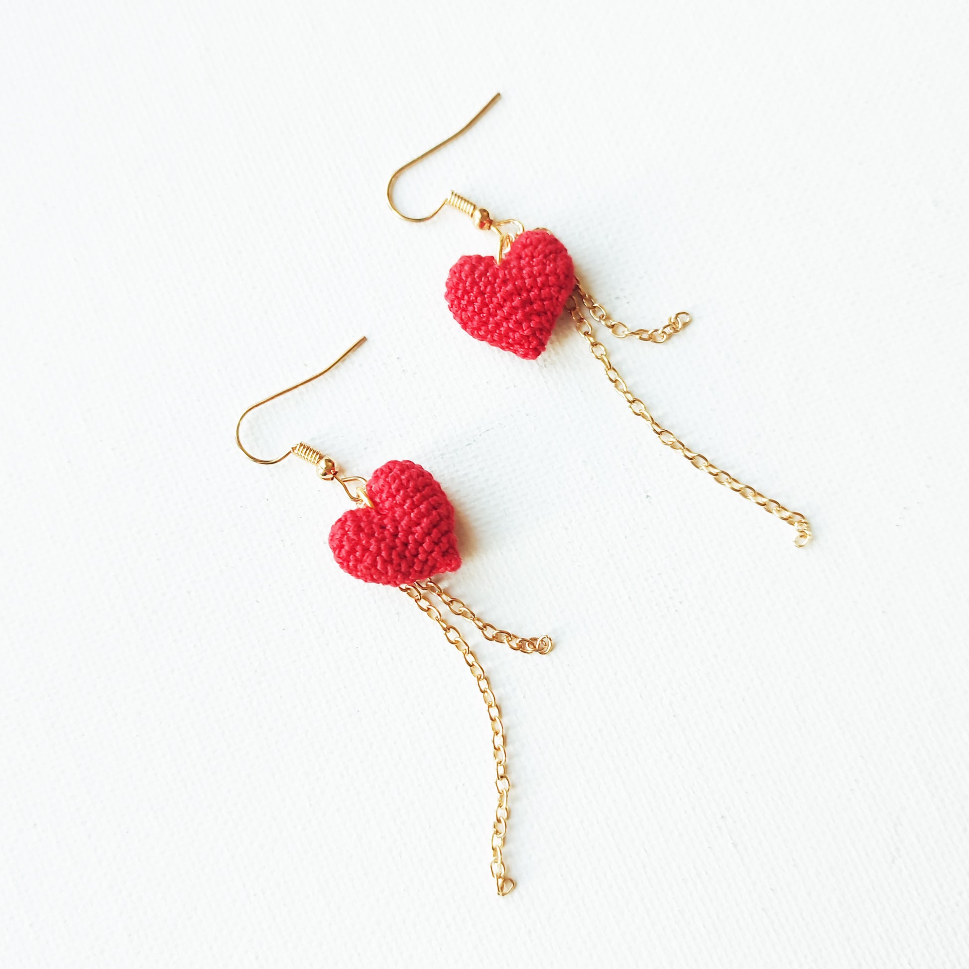 boucles d'oreilles de cœur  au crochet