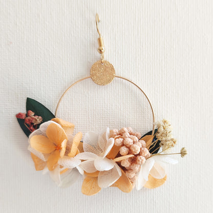 Boucles d'oreilles en fleurs séchées orange