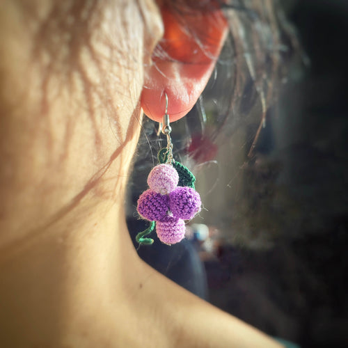 boucles d'oreilles raisins au crochet